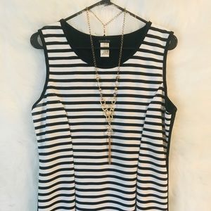 Black/White Top